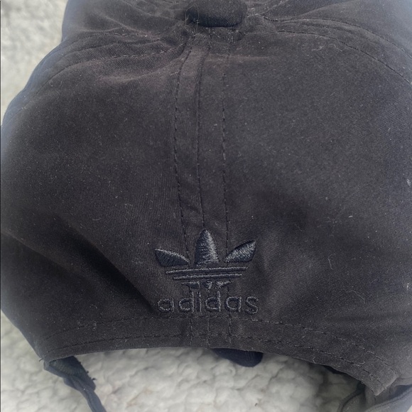Adidas Black Trefoil Logo Hat - Picture 4 of 8
